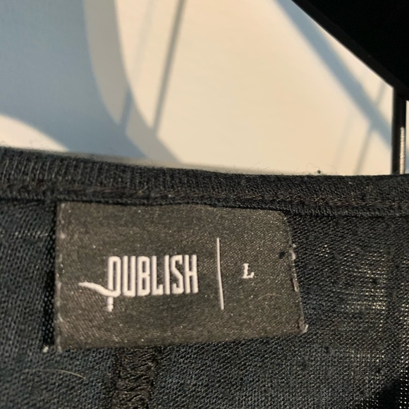 Publish long tee bib cut - Picture 3 of 4